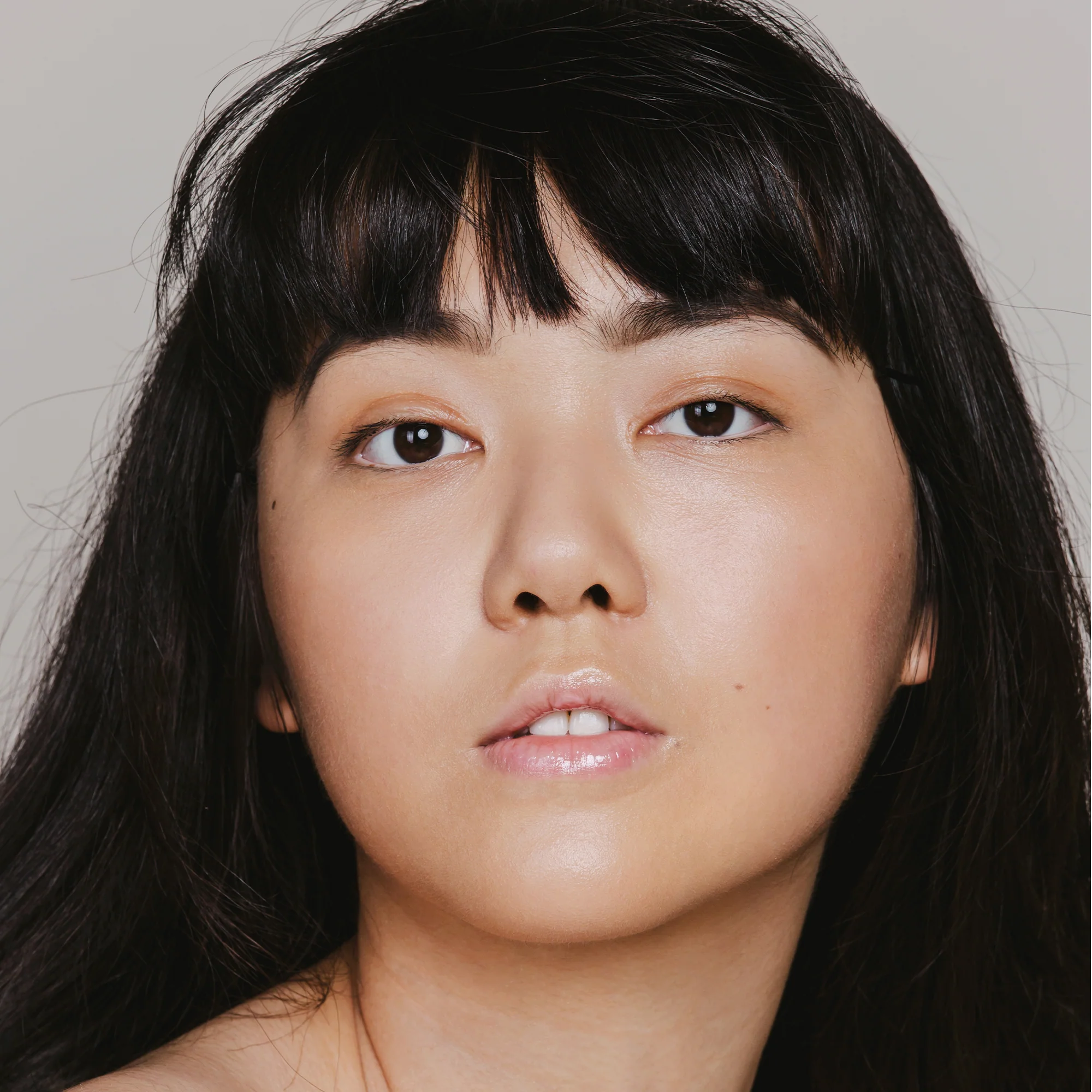 Madara Soft Glow Foundation SPF15 - Image 15