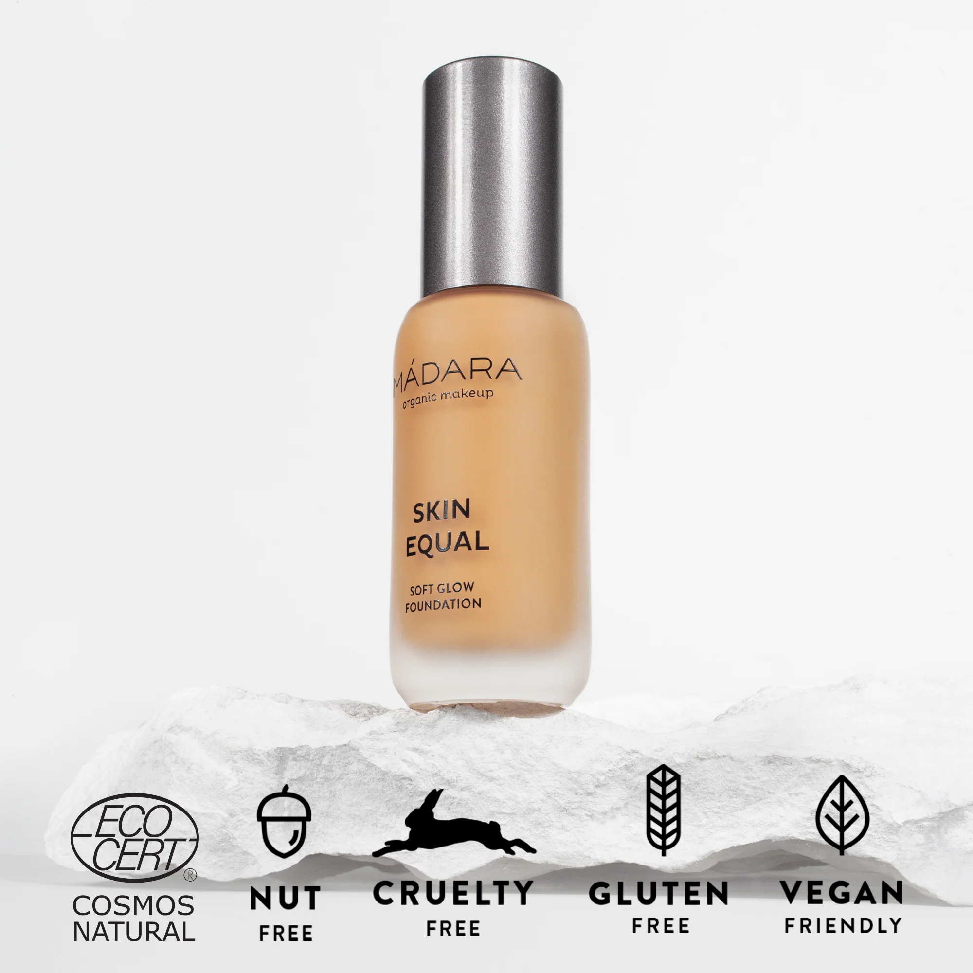 Madara Soft Glow Foundation SPF15 - Image 20