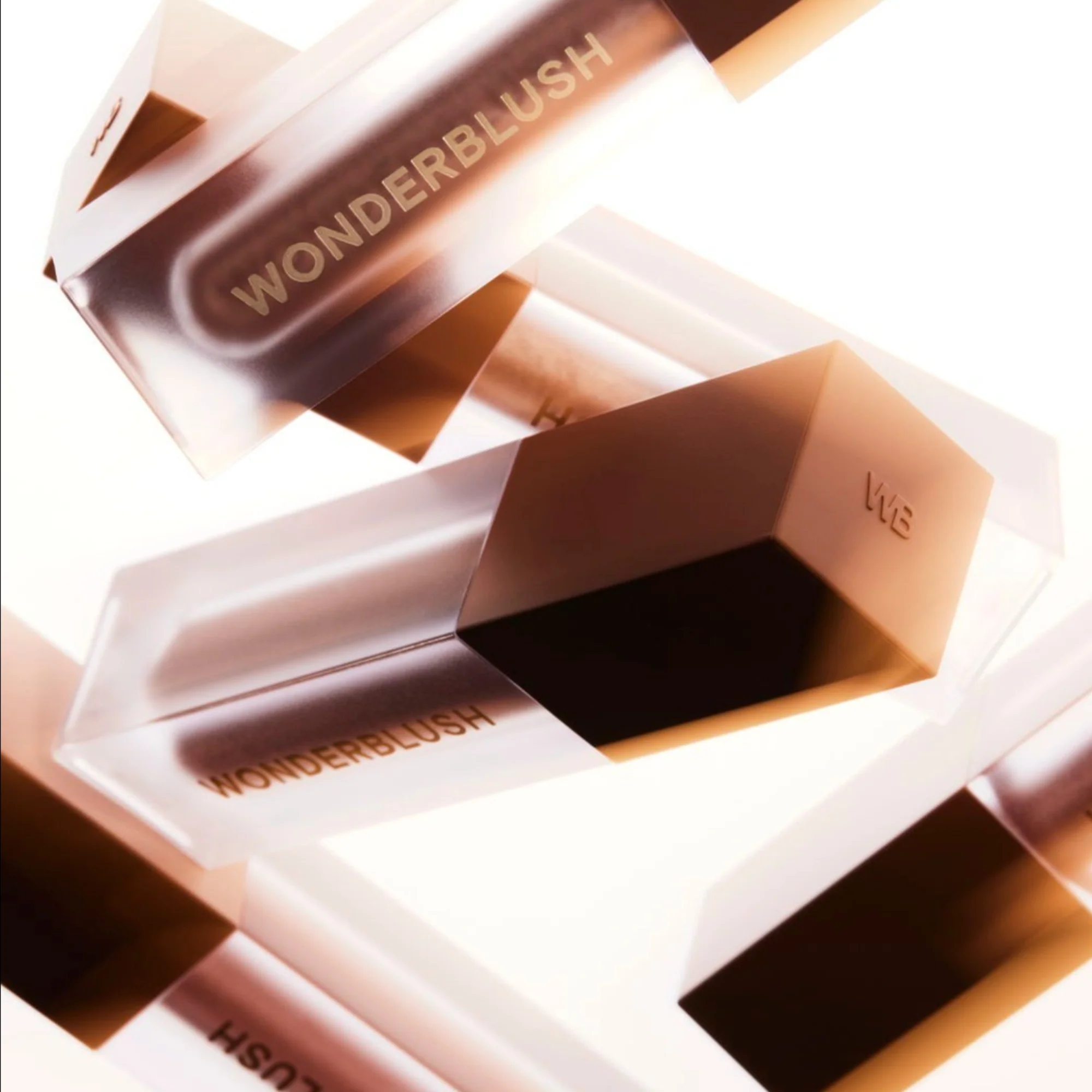 Wonderblush La Lumière Liquid Eye Shadow - Image 30